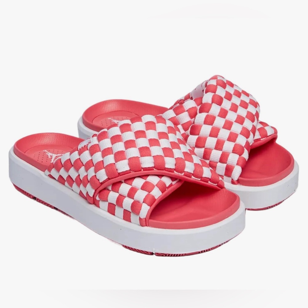 NIKE Jordan Sophia Slides - Sea Coral / White // W8